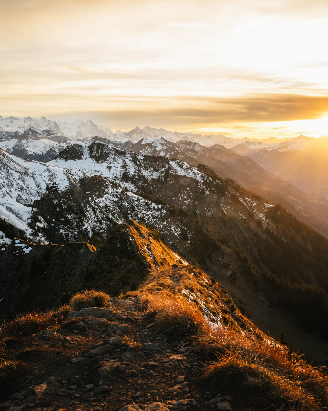 Grat alpengluehen, Landschaftsfotografie Schweiz von Thomas Leuthard