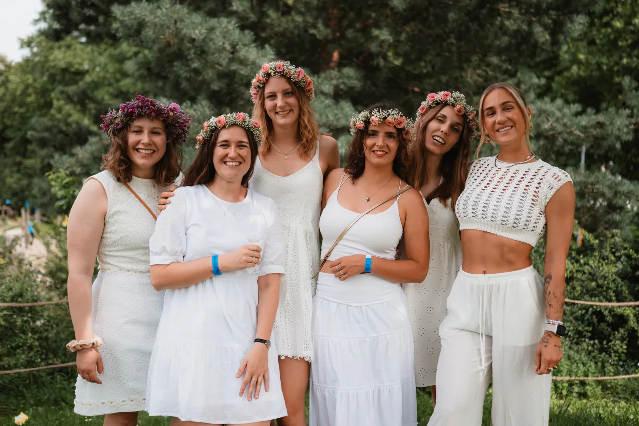 Maienzug frauen, Feste & Events, Fotografie von Thomas Leuthard, Aarau